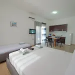 Ξενοδοχείο Garden Sofia & *