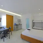 Garden Sofia & Ξενοδοχείο Εξαμίλιο