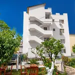 Garden Sofia & Ξενοδοχείο *