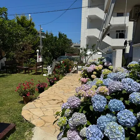 Hotel Garden Sofia - Free Parking *