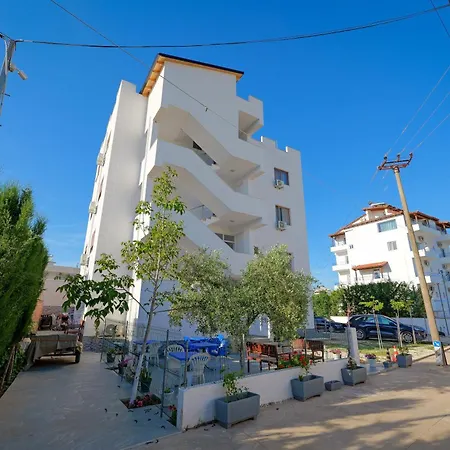 Garden Sofia Apartments&studios Hotel *