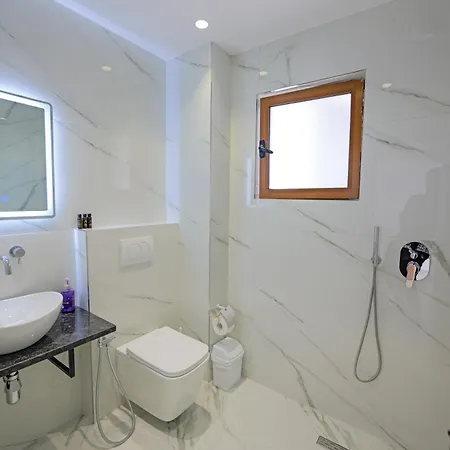 Garden Sofia 1- Free Parking Ксамил