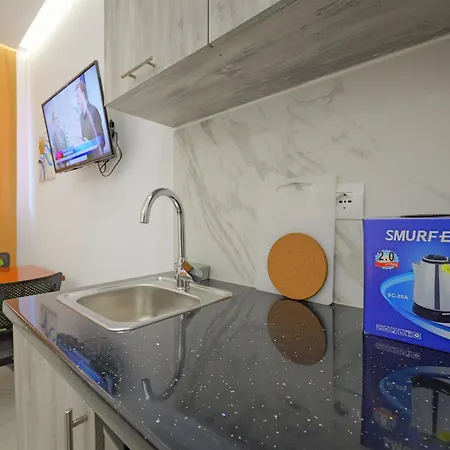 Отель Garden Sofia 1- Free Parking *