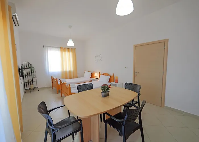 Garden Sofia Apartments&studios * Ksamil