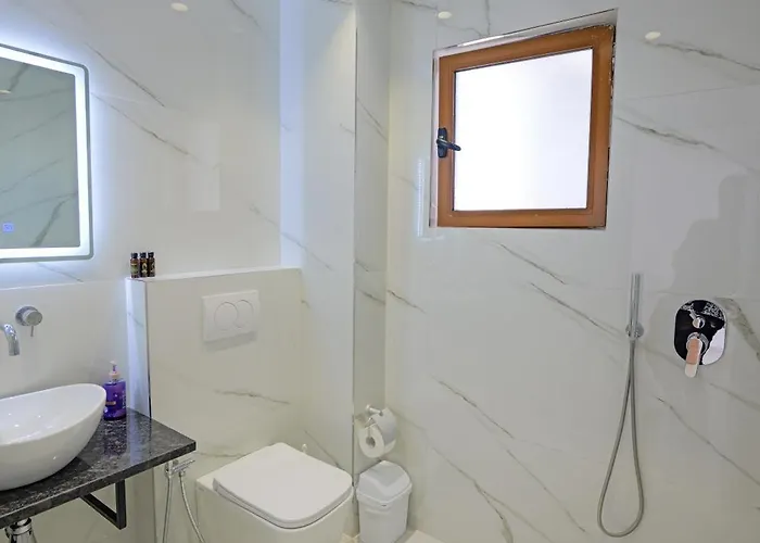 Garden Sofia Apartments&studios Ksamil